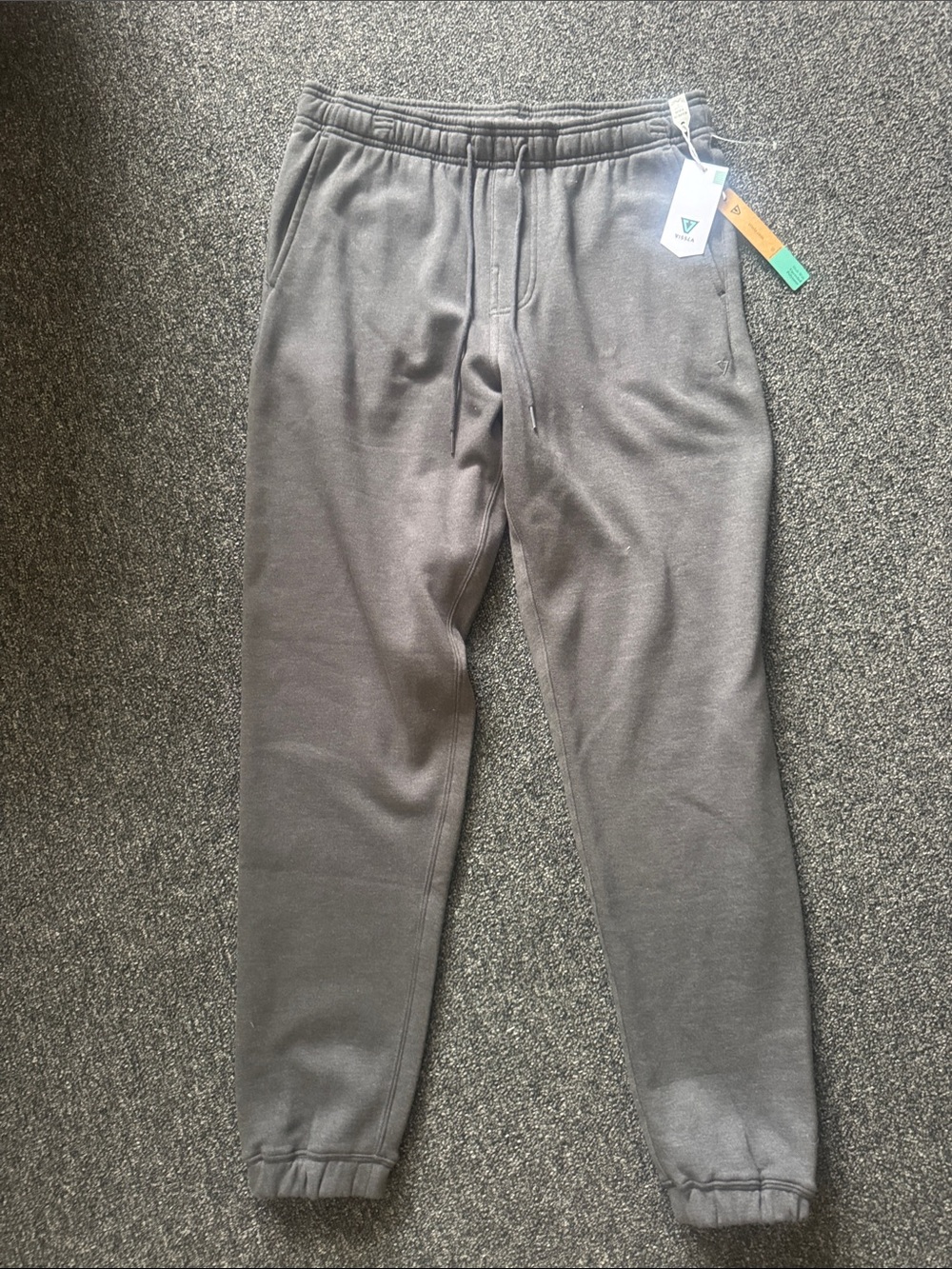 VISSLA Men's Charcoal Gray Jogger Sweatpants